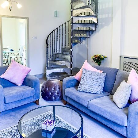 The Vines - Stunning Period Home With Free Parking ヨーク エクステリア 写真