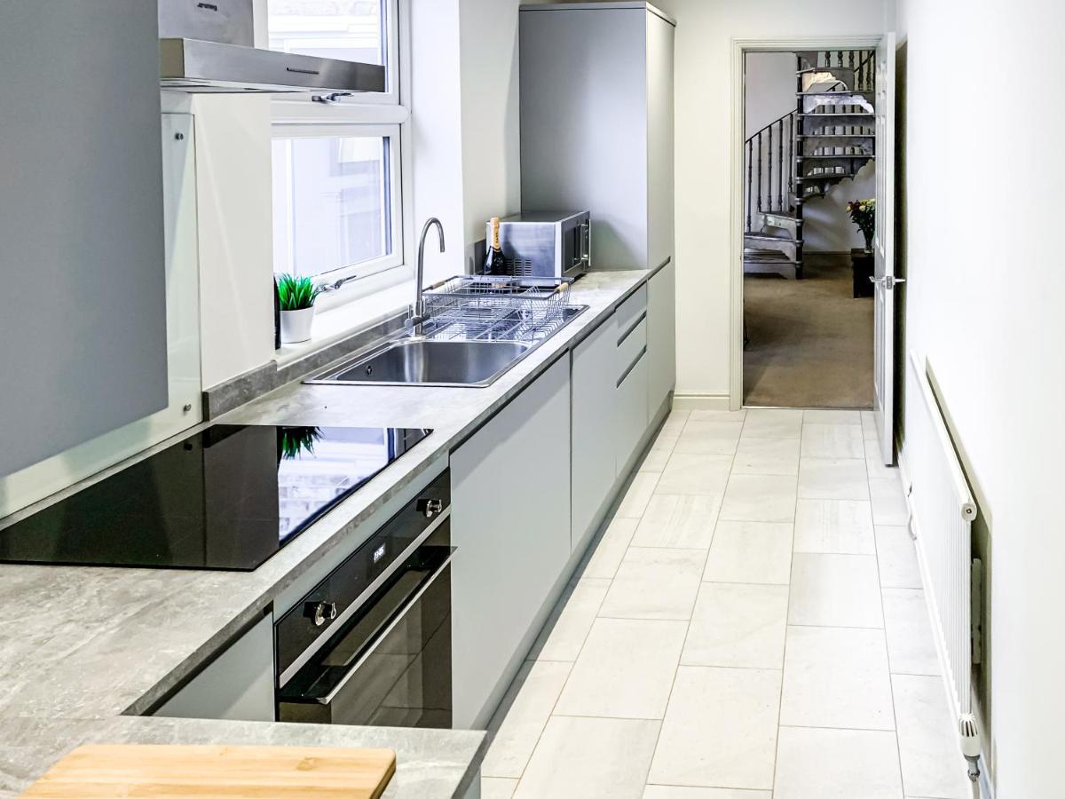The Vines - Stunning Period Home With Free Parking ヨーク エクステリア 写真