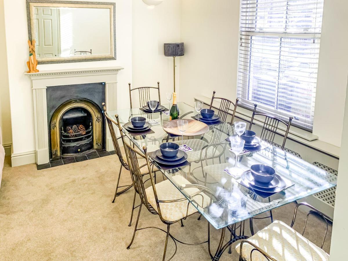 The Vines - Stunning Period Home With Free Parking ヨーク エクステリア 写真