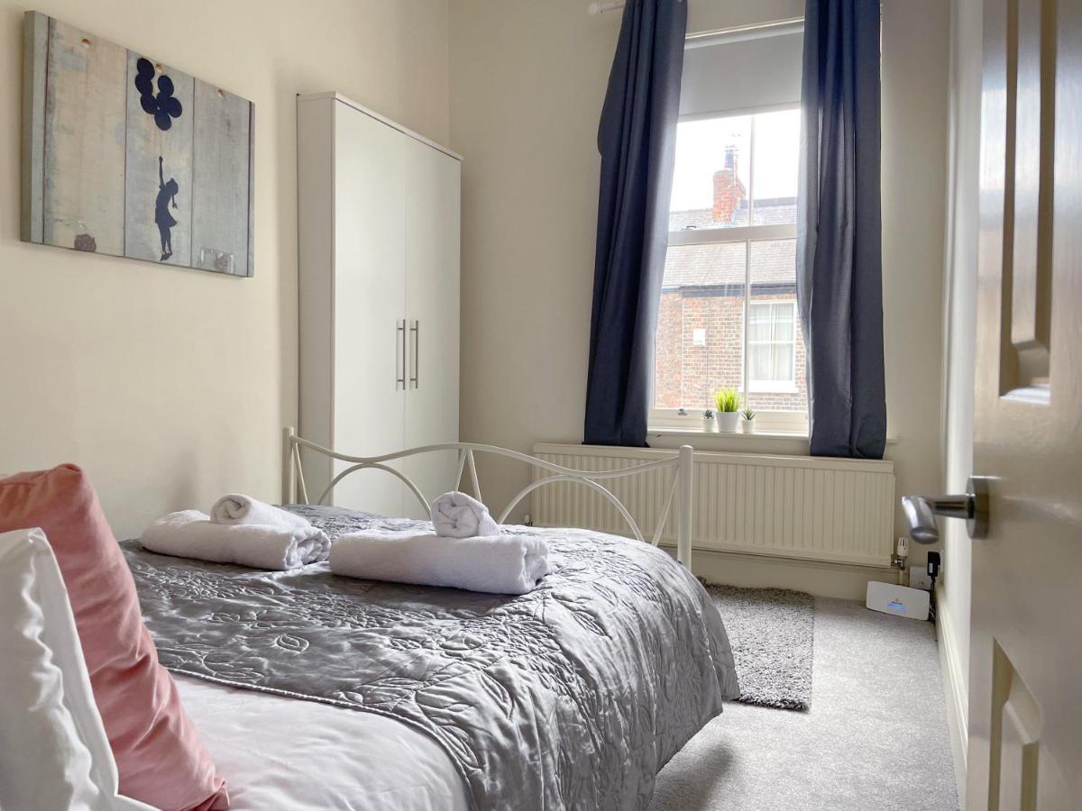 The Vines - Stunning Period Home With Free Parking ヨーク エクステリア 写真