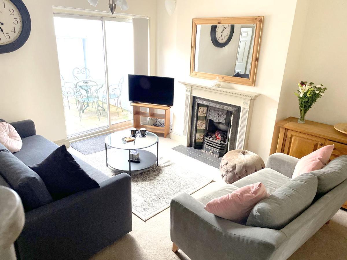 The Vines - Stunning Period Home With Free Parking ヨーク エクステリア 写真