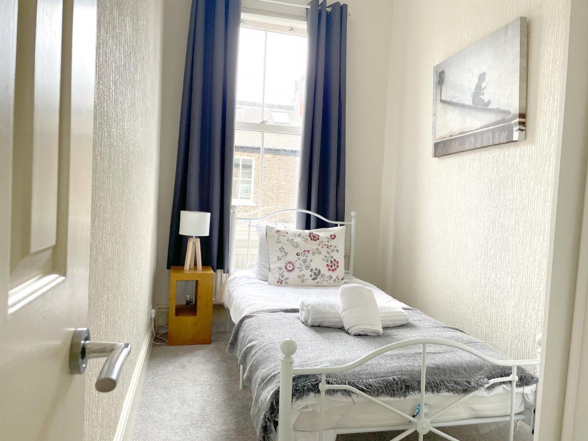 The Vines - Stunning Period Home With Free Parking ヨーク エクステリア 写真
