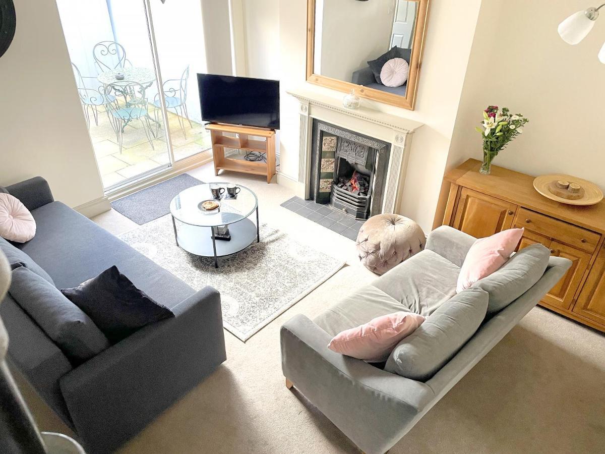 The Vines - Stunning Period Home With Free Parking ヨーク エクステリア 写真