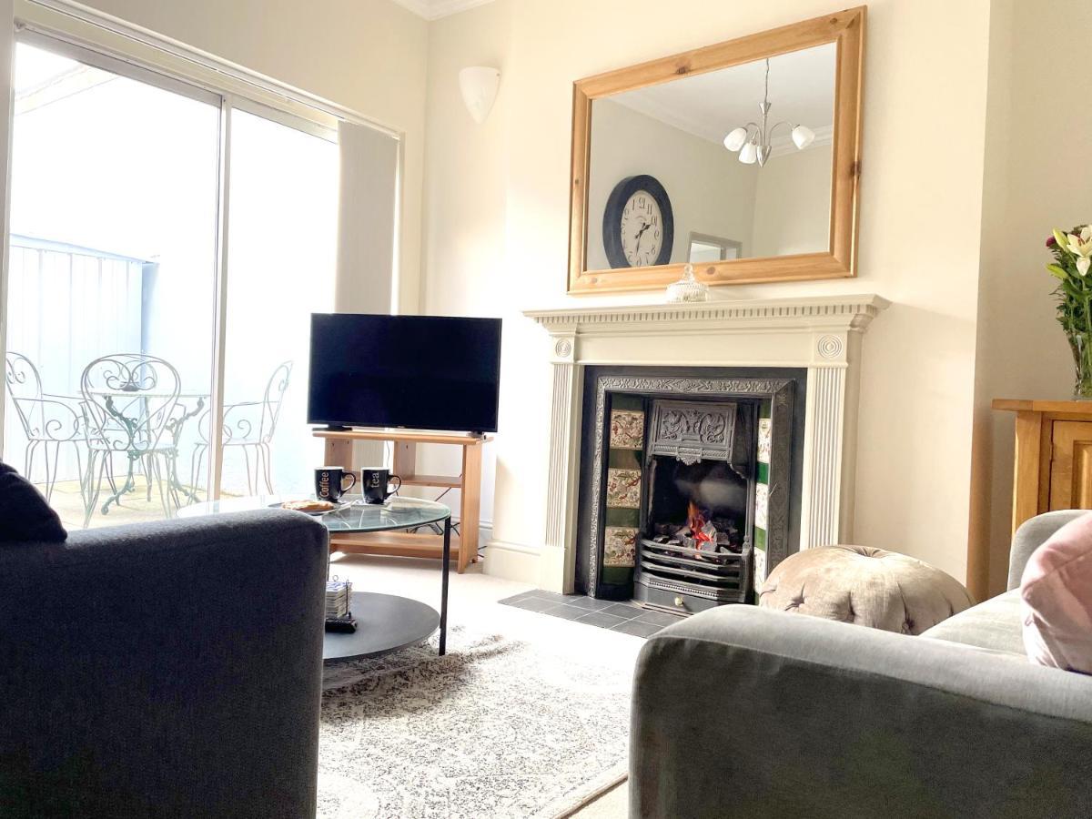The Vines - Stunning Period Home With Free Parking ヨーク エクステリア 写真
